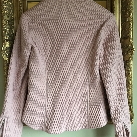 Quilted fitted jacket - Picture 2 of 6